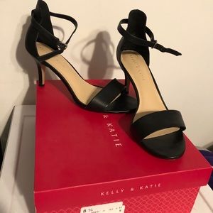 Kelly & Katie Black Leather Heels - Size 8.5